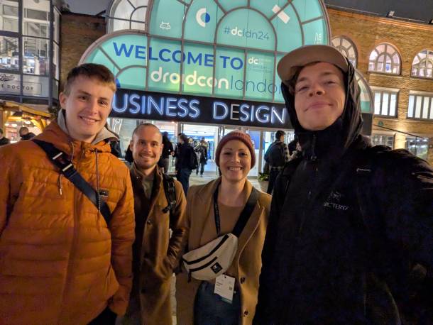 The Apps with love Android Team in front of the Business Design Center