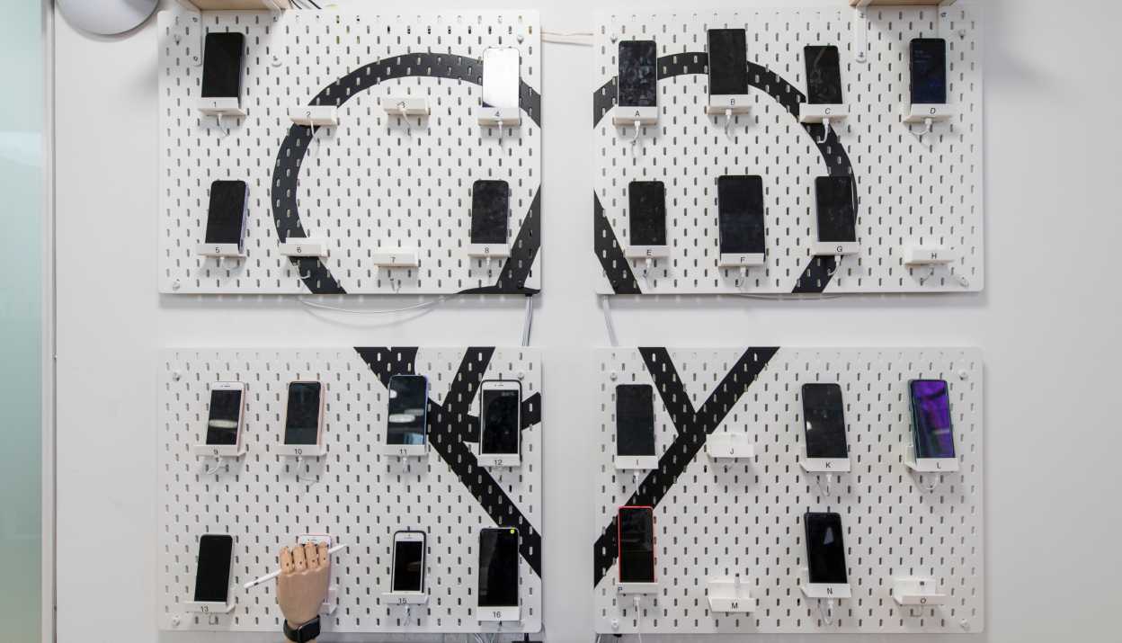 Device Wall featuring various smartphones